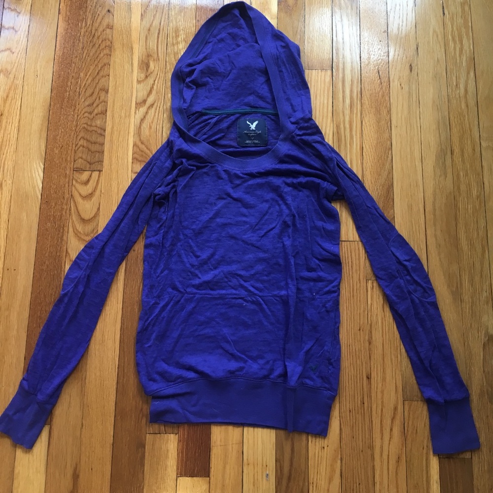 Lightweight hooded shirt